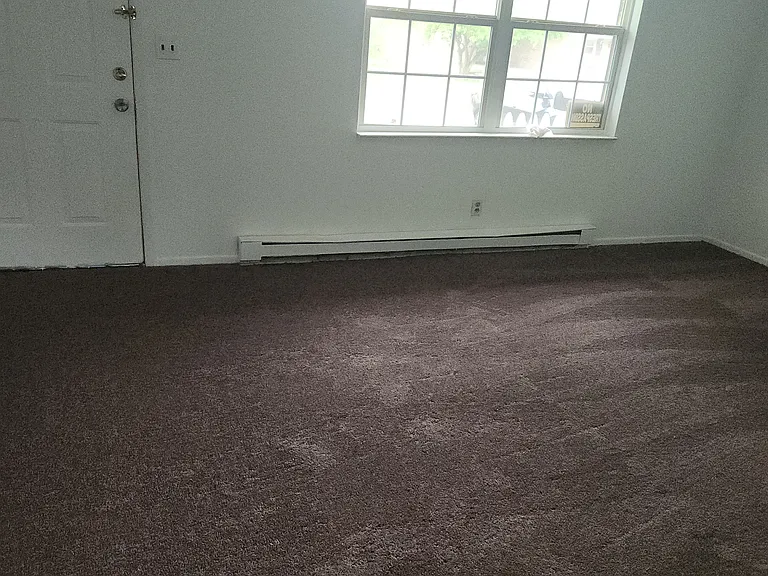137C Armstrong St #137 — Photo 4
