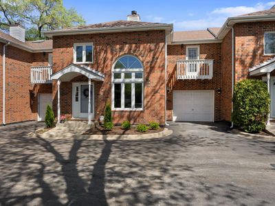 4916 Main St APT 2, Lisle, IL, 60532