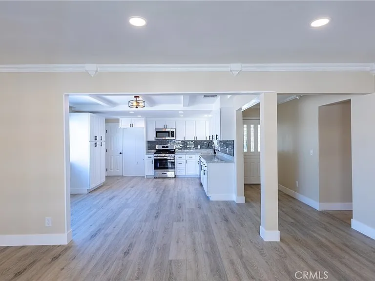 15815 Silvergrove Dr — Photo 18