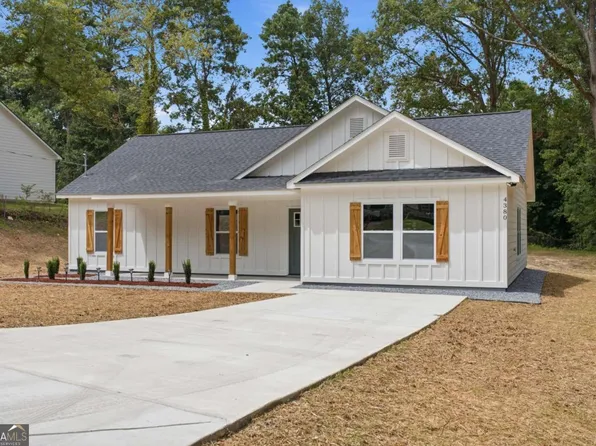 4380 Navajo Ln SE, Acworth, GA 30102
