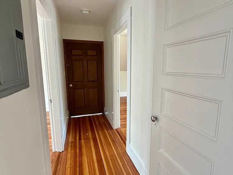 21 Bentley St — Photo 12