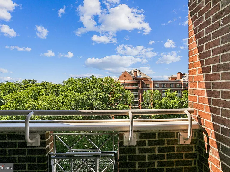 5809 Nicholson Ln #1001 — Photo 20