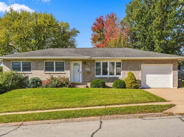 2079 Grant St, Dubuque, IA 52002