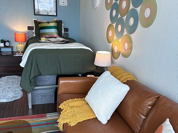 2nd image of 3900 Elati St #100