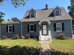 34 Davis Ave, Newport News, VA 23601
