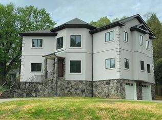 6202 Chesterbrook Rd, Mc Lean, VA 22101