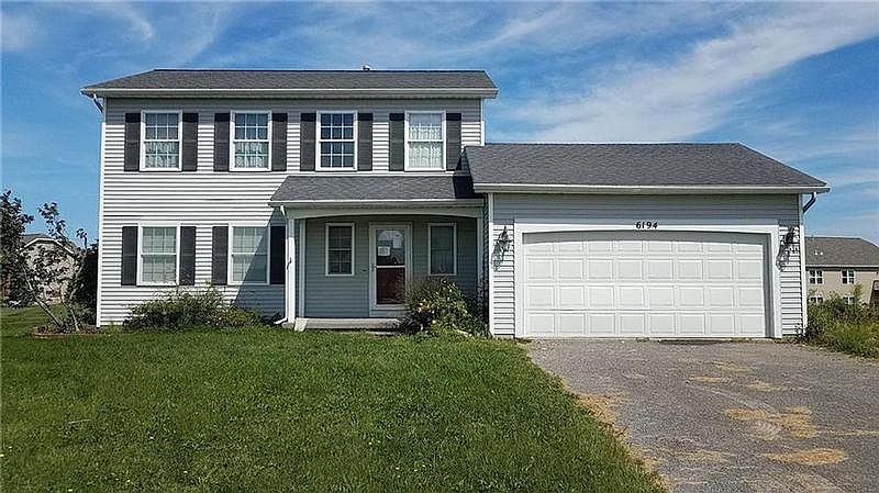 1st image of 6194 Holly Creek Dr
