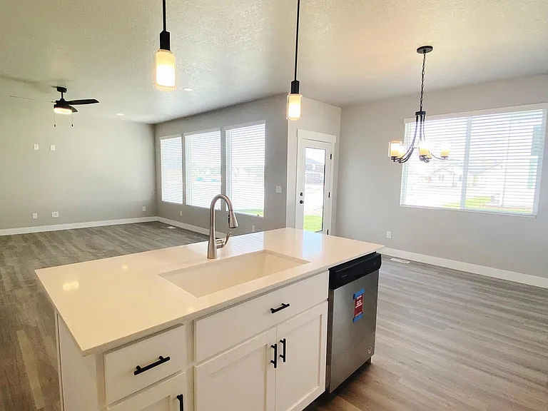 5293 N Wild Pear Dr — Photo 5