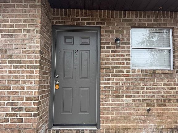 2nd image of 1193-1193 Bentley Rd #2