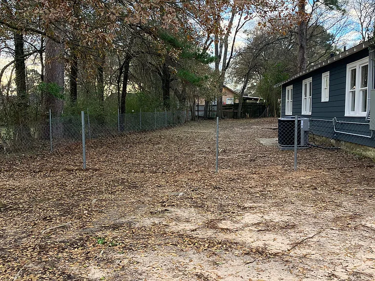 814 Aurel Blvd — Photo 23