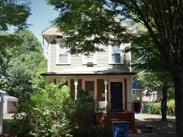 317 Bassett St, New Haven, CT 06511