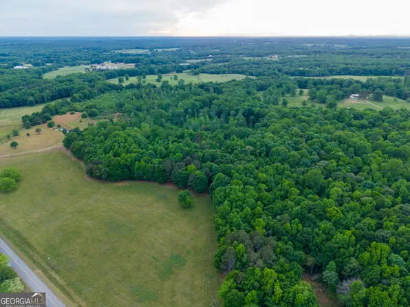 747 Sam Swindle Rd, Hull, GA 30646