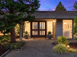 2325 88th Avenue NE, Clyde Hill, WA 98004
