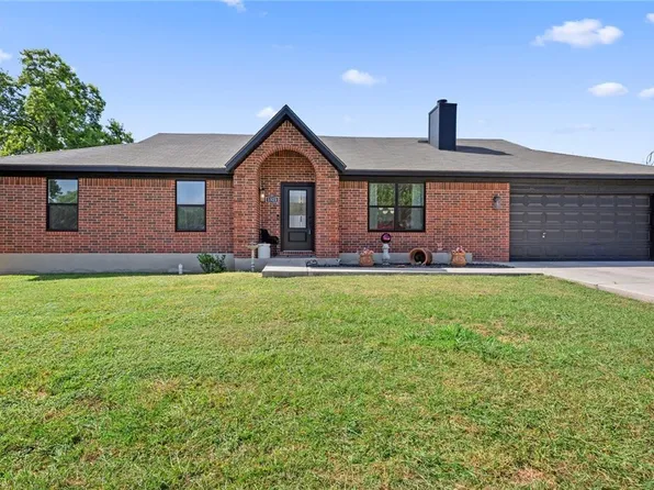 1523 Camellia Ln, New Braunfels, TX 78130