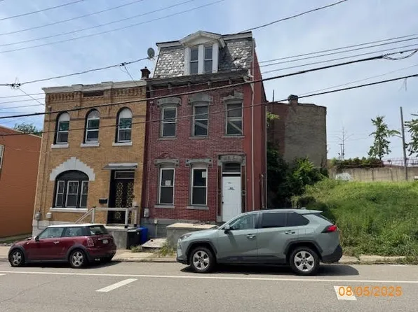 327 Dinwiddie St, Pittsburgh, PA 15219