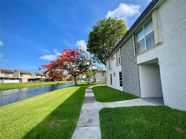 10385 N Kendall Dr #P1, Miami, FL 33176