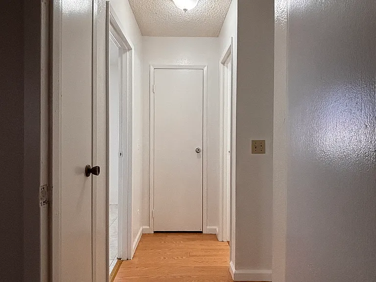 4651 Mill Valley Dr — Photo 13