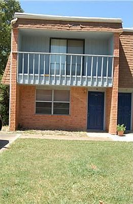 1st image of 808 W Lawson St