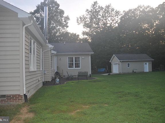 3rd image of 8901 Boulevard Of The Generals Blvd
