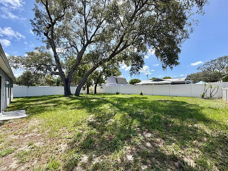 3264 Deltona Blvd — Photo 19