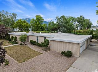 27 W Princeton Dr, Midvale, UT 84047