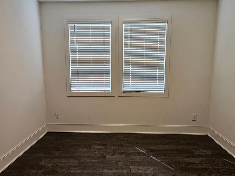 1337 Fairmont Ave NW — Photo 3