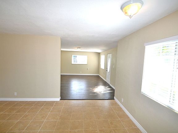 4th image of 12948 Belcher St