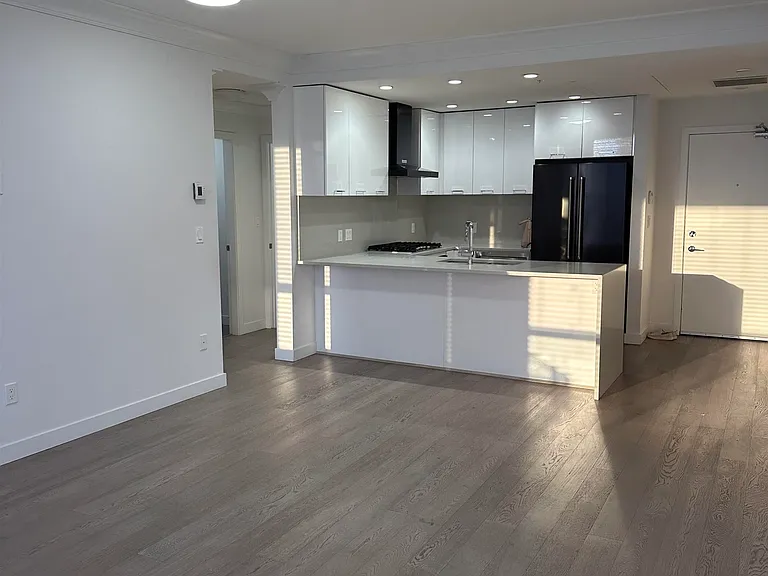 3581 Ross Dr #Penthouse 1 — Photo 14
