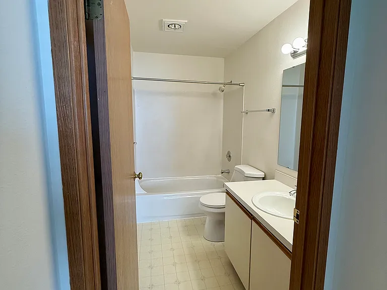 Woodway Estates — Photo 9