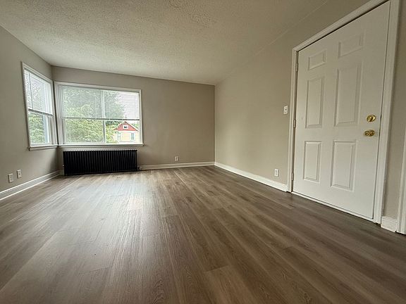2nd image of 833 Randolph Ave APT 3