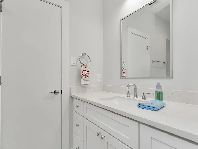 3360 Pinemont Dr — Photo 27