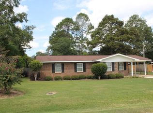 408 Cable St, Headland, AL 36345