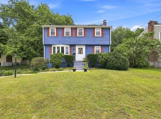 25 Mohawk Path, Bellingham, MA 02019