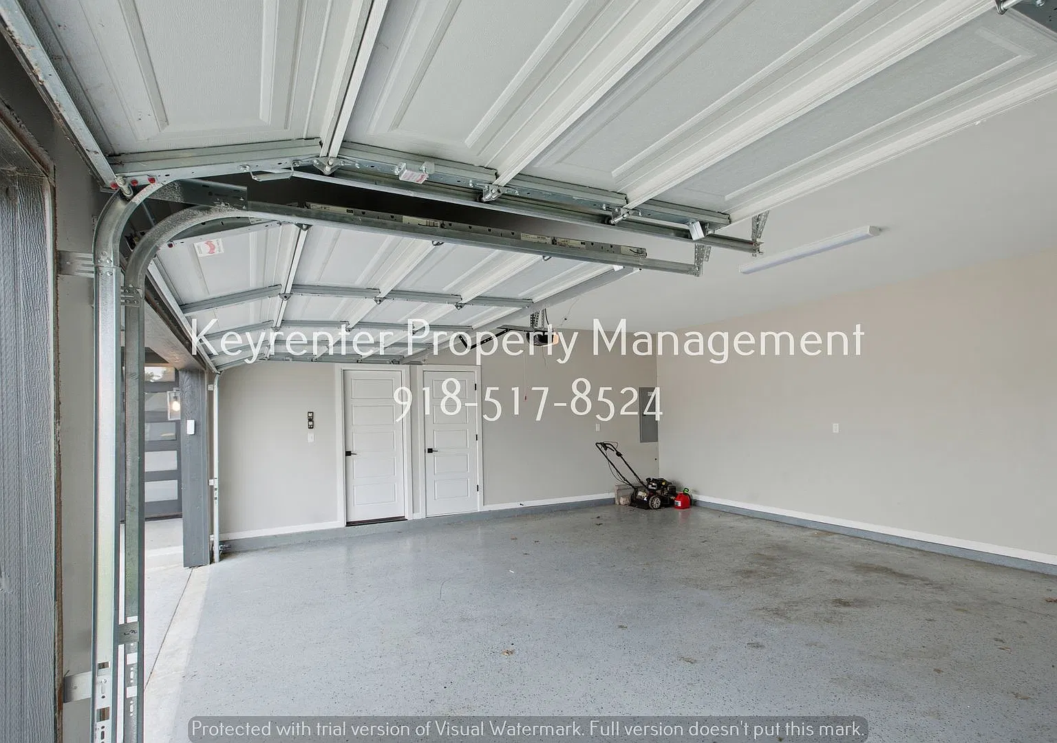 Beautifully new build home in gated neighborhood. — Photo 3
