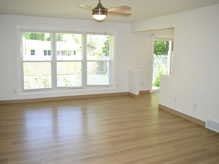 2305 McKenna Blvd — Photo 13