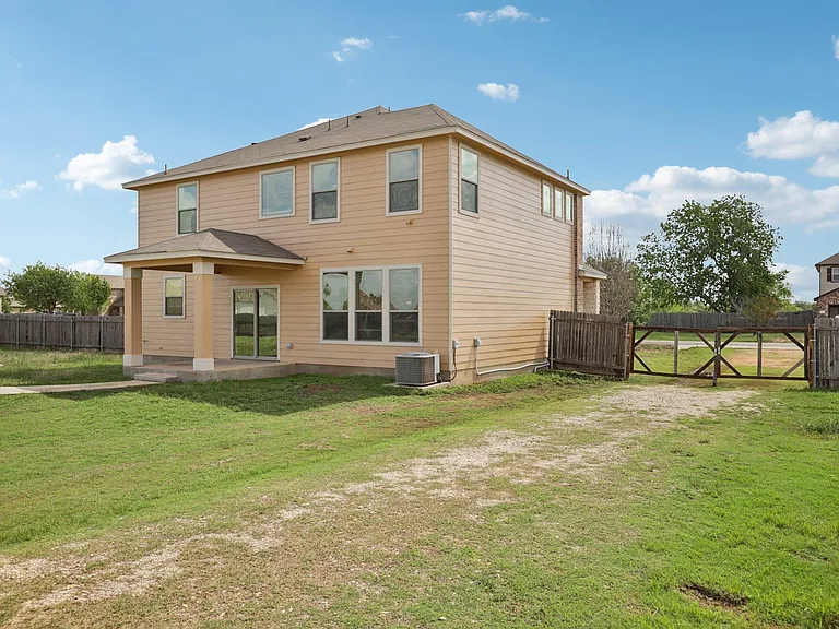 132 Brittany Ln — Photo 28
