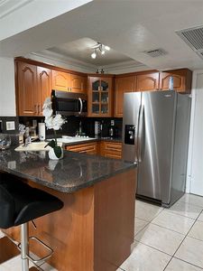 2154 W 60th St APT 12201, Hialeah, FL, 33016