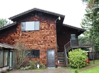 17230 Brookside Blvd NE, Lake Forest Park, WA 98155