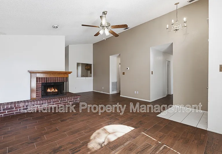 508 Sims Dr — Photo 7