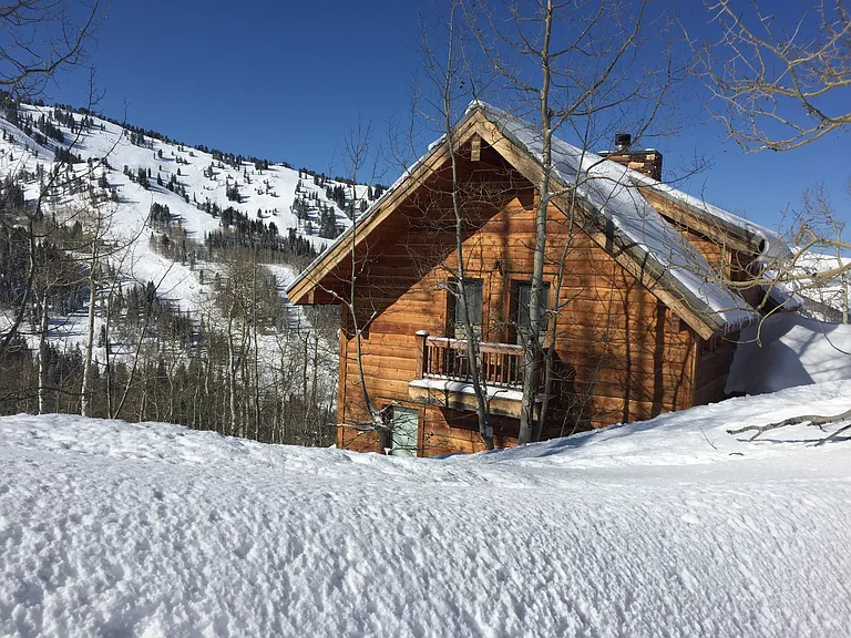 Ski to the chairlift at Solitude