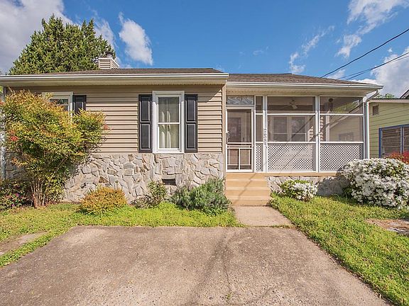 2nd image of 2622 Parkside Ave