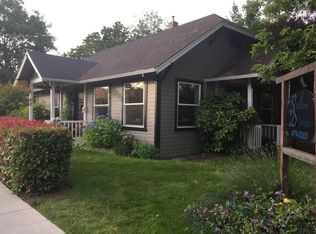 141 SW K St, Grants Pass, OR 97526