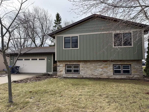 118 Alexander Drive, Neenah, WI 54957