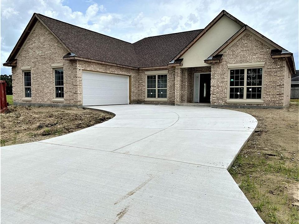 2661 Acadiana Trce, Marrero, LA 70072 Zillow