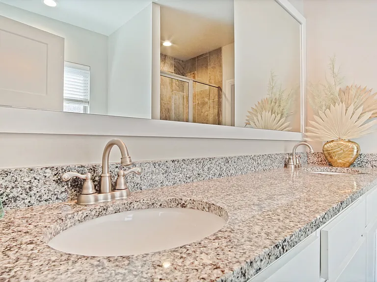 10004 Glover River Dr — Photo 28