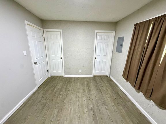 5th image of 564 Marquette Dr #564