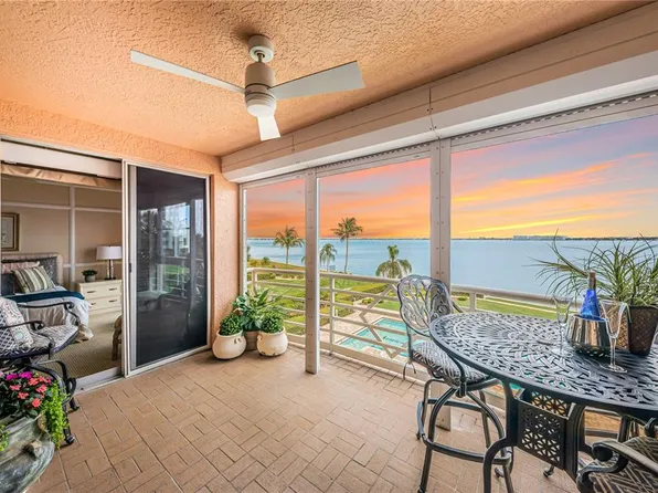 4953 Bacopa Ln S Unit 204, Saint Petersburg, FL 33715