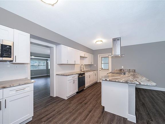 5th image of 402 Dietz Ct