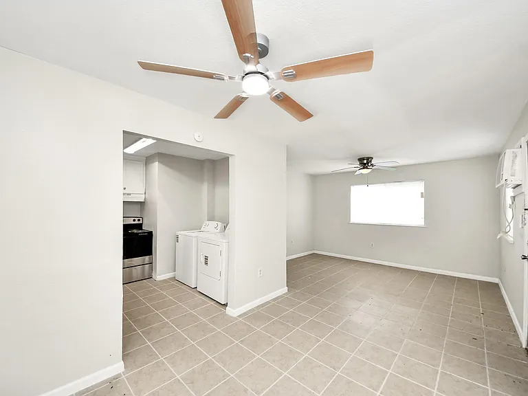 3910 Hoffman St #3 — Photo 13