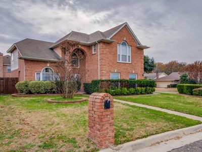 2126 Ballycastle Dr, Arlington, TX, 76017
